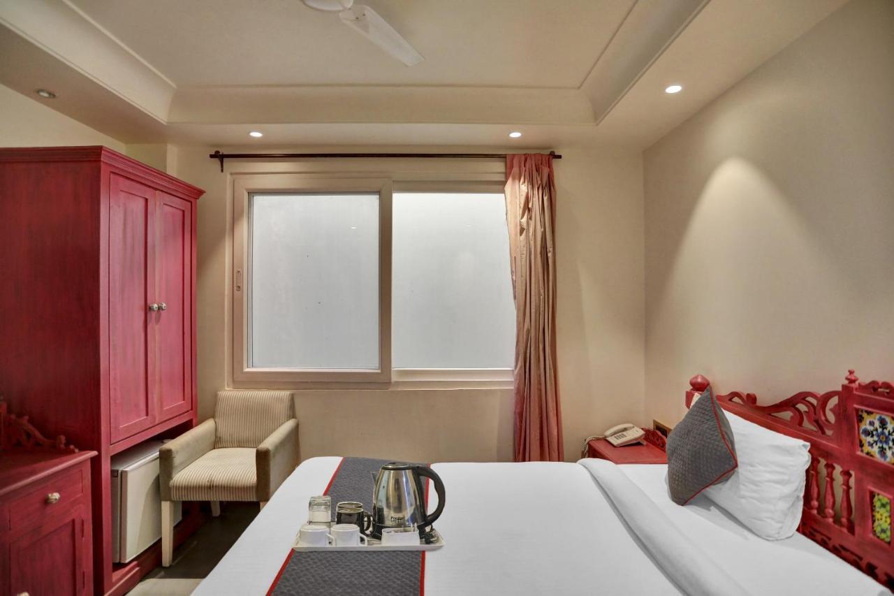 The Pinky Villa - Heritage Boutique Suites Нью-Дели Экстерьер фото