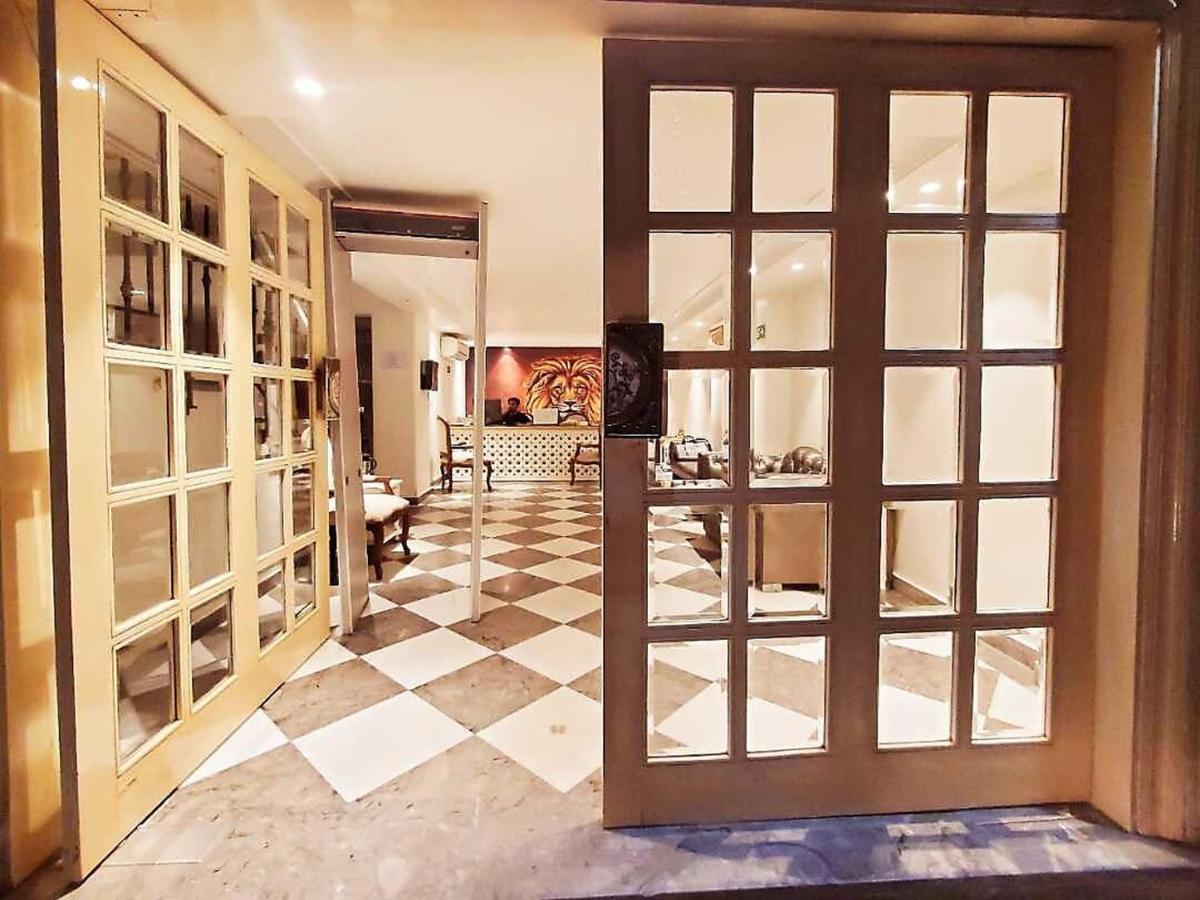 The Pinky Villa - Heritage Boutique Suites Нью-Дели Экстерьер фото
