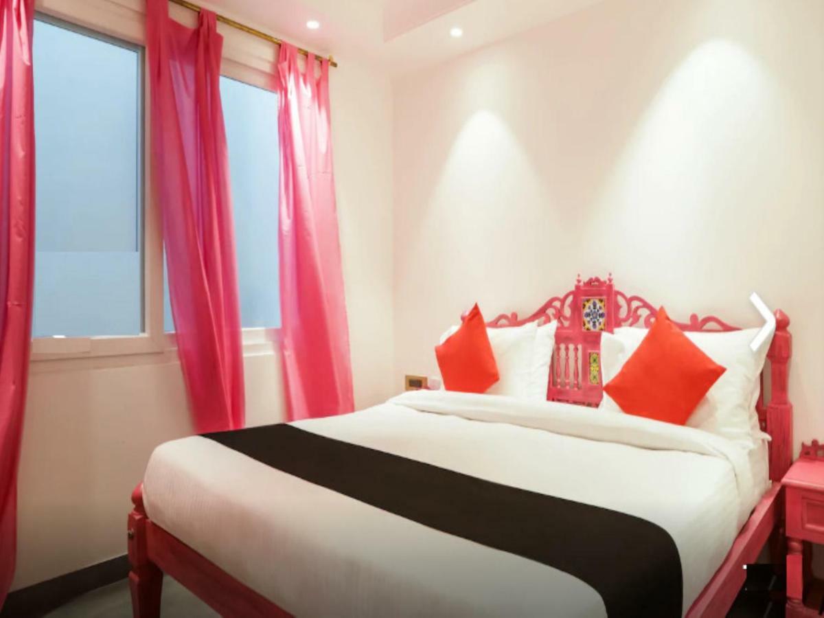 The Pinky Villa - Heritage Boutique Suites Нью-Дели Экстерьер фото